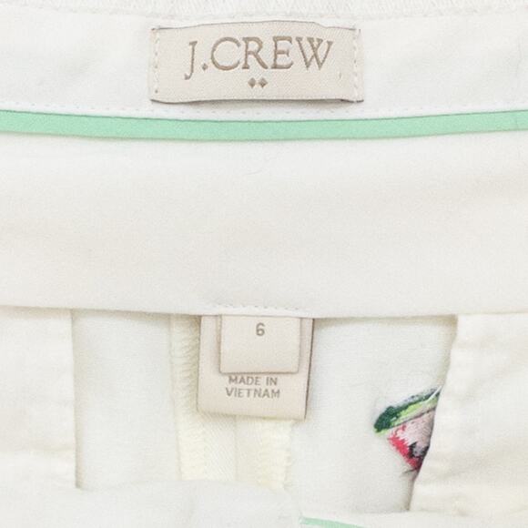 J.Crew Women's White Watermelon Shorts City Fit Size 6 Embroidered - Picture 3 of 3